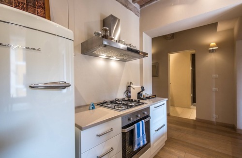Radicondoli Apartment | Apartment "Radicondoli House" with Balcony & Wi-Fi