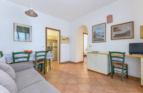 Bonalaccia-Filetto Apartment | Apartment 'Trilocale Bonalaccia 1' with Shared Pool and Wi-Fi