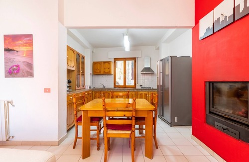 Jerzu Apartment | Apartment 'Valentina' with Balcony, Wi-Fi and Air Conditioning