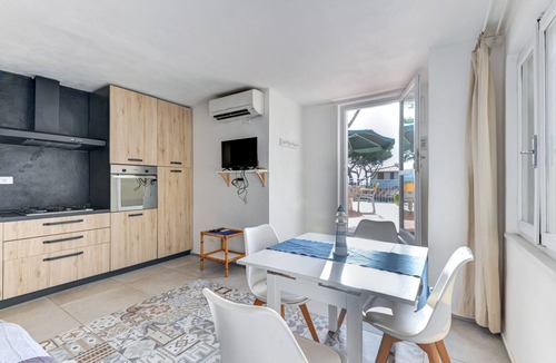 Marina di Campo Apartment | Apartment Villa Fantagali close to the Beach with Sea view, Terrace & Wi-Fi