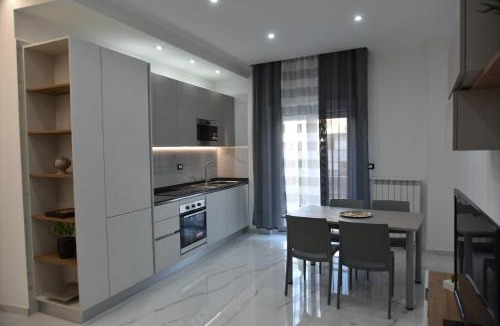 Termoli Apartment | Appartamento Centrale a 2 passi da Stazione, Mare e Centro Città