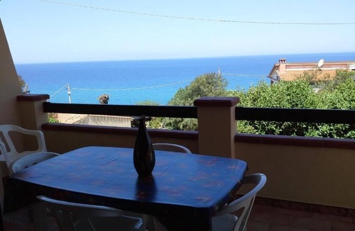 Marina di Gutturu Flumini Apartment | APPARTAMENTO CON TERRAZZA VISTA MARE A DUE MINUTI DALLA SPIAGGIA (IUN P5515)
