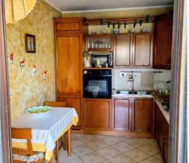 Rome Province Apartment | Appartamento grande e luminoso