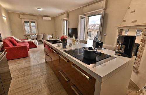 Aer Apartment | Appartamento Stella by Theater Home - with big terrace and partially lake view