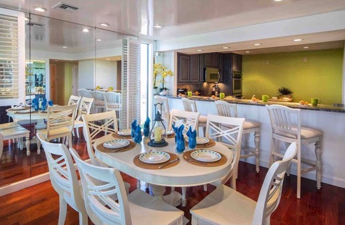 Key West Condo | *ATLANTIC REFLECTIONS @ THE BEACH* Penthouse + Last Key White Glove Service.