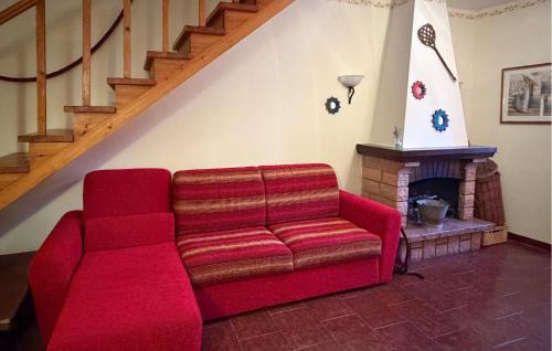 Montecastelli Apartment | Awesome Apartment In Montecastelli Pisano