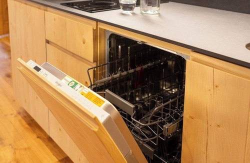 Isolaccia Apartment | Baita La Cascata new apartment between Bormio and Livigno with sauna and garden