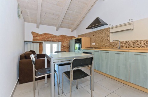 Pollenzo Apartment | Balcony in Pollenzo, just minutes from Alba and Bra