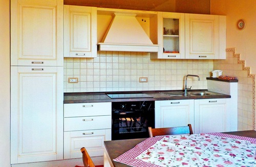Cossombrato Apartment | Beautiful apartment for 9 guests with WIFI, A/C, pool, TV, patio and pets allowed
