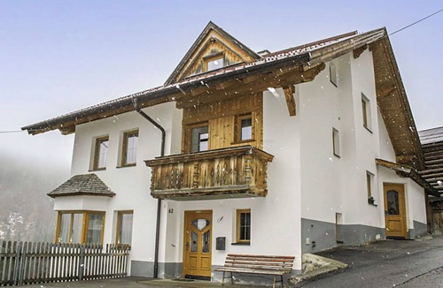 Kappl Apartment | Beautiful apartment for 4 guests with WIFI, TV and balcony