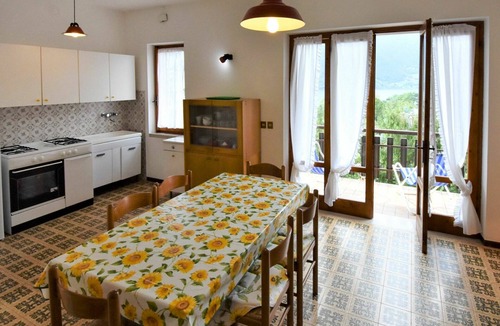 Vesta Apartment | Beautiful apartment for 6 guests with WIFI, TV, terrace and pets allowed