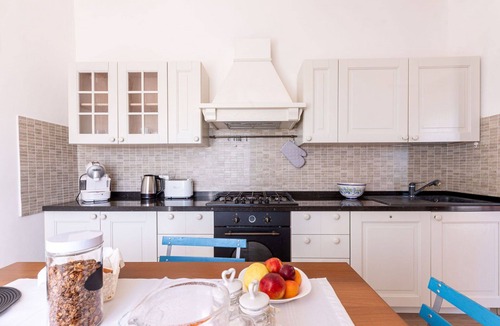 Pitigliano House | Beautiful private villa for 5 guests with A/C, WIFI, TV and patio