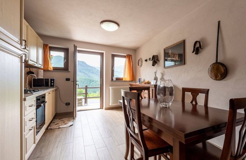 Roburent House | Beautiful villa for 5 people with WIFI, TV and terrace