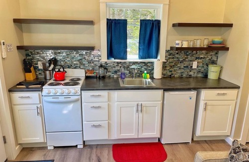 Southwest Harbor Cottage | Beehive Tiny House at Acadia Yurts!