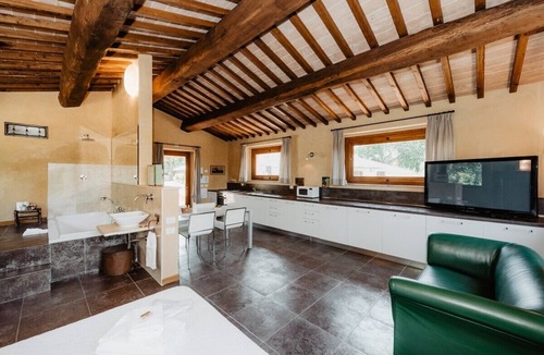Radicondoli House | Borghetto Poggio Bianco - Antico casale