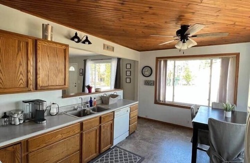 Newaygo House | Brookside Retreat