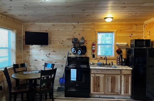 Sangerville Cabin | Cabin 3 Recreational Cozy Cabin Rentals