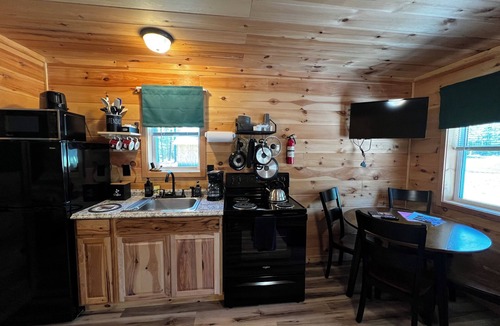 Sangerville Cabin | Cabin 3 Recreational Cozy Cabin Rentals