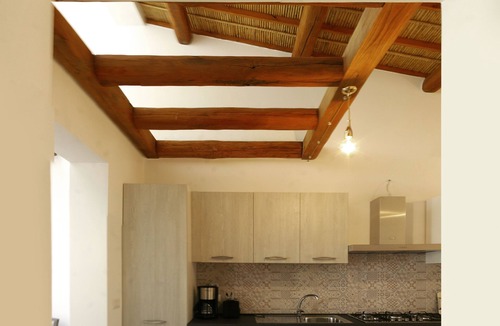 Riola Sardo House | Campidanese style house with a wonderful garden and free wireless.