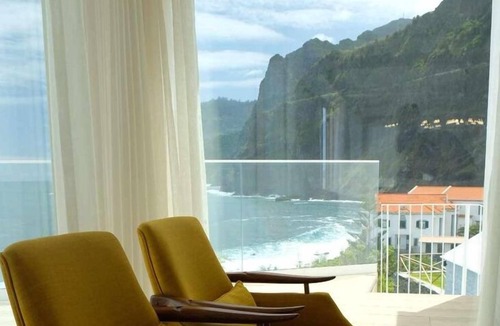 Ponta Delgada Villa | Casa Del Mar- Wonderfull Sea Views & Swimming Pool