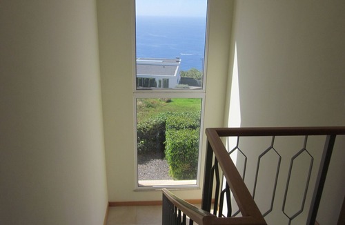 Estreito da Calheta House | CASA IVA 3 bedroom, 3 bathroom house with swimming pool and sea views