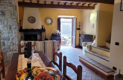 Castello di Tocchi Apartment | Casa Lucia
