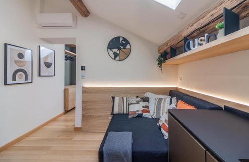 Como Apartment | Casa Magenta