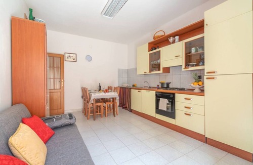 Pivarada Apartment | CASA MERISI: flat in central area, close to the beach