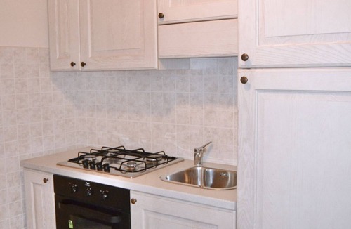 Casalappi Apartment | Casalappi two-bedroom 3-bedroom apartment in hamlet with pool