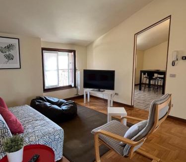 Calcinate Apartment | CasaLea