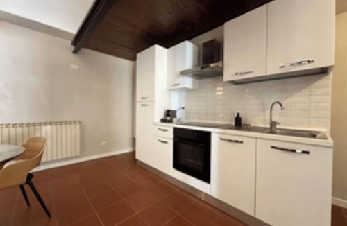 Vercelli Apartment | Center One - Spacious Loft in Historic Center - TV 75" WiFi - Cinelli Apartment