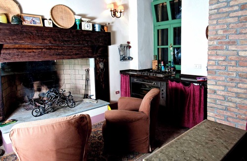 Castagnole delle Lanze Villa | Charming historic villa in the Unesco Langhe and Monferrato Wine Region