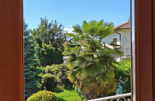 Ameno Cottage | Charming traditional Ameno cottage with private garden, balcony & AC