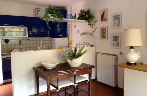 Punta Ala House | Charming Two-Room Apartment with Mountain View Near the Sea