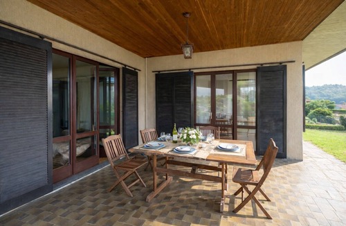 Montrigiasco Villa | Charming Villa 4 BR, mit Garten & Jacuzzi - ideal für Familien und Gruppen