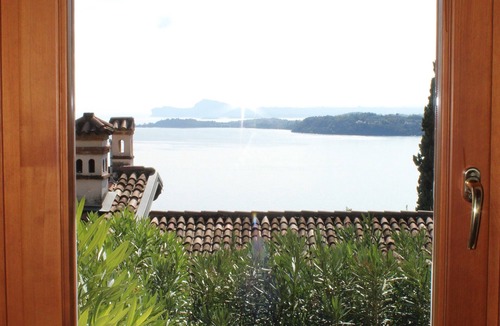 Gardone Riviera Villa | Charming Villa Belvedere with View of Lake Garda
