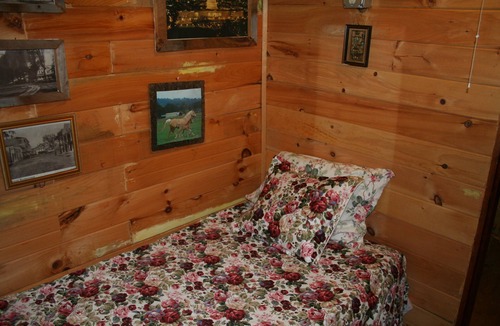 Bryant Pond Cabin | Classic Maine Wilderness Lodge Right on Shagg Pond - 10% off remaining dates