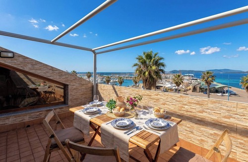 Pivarada Apartment | ClickSardinia Romantic Sea Loft with beachfront terrace and parking space