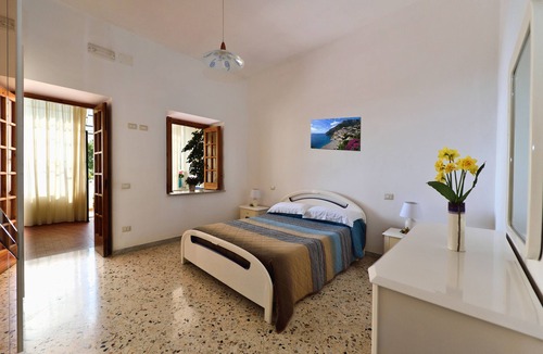 Conca dei Marini Bed & Breakfast | Comfortable bed and breakfast with private Parking