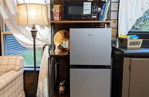 Brownville Cabin | Country View Cabin: Wi-Fi, U-Driveway. Mins to lake/trails.