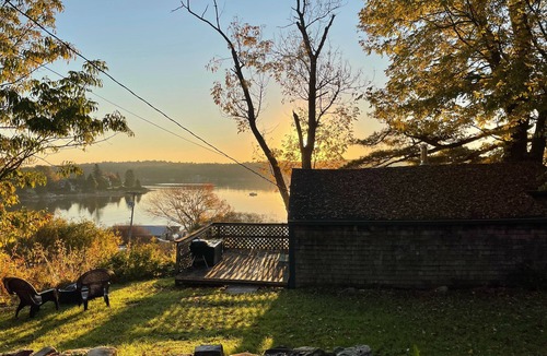 Medomak Cottage | Cozy Cottage with spectacular salt water view/4 Kayaks available/