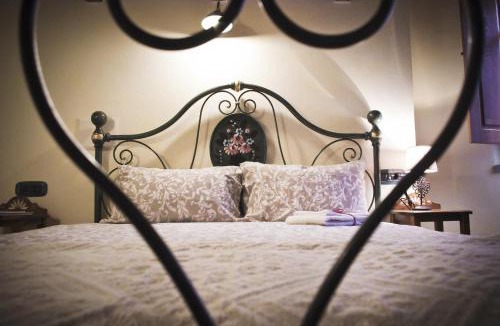 Laconi Bed & Breakfast | - DeAjala B&B de Charme by Le Dimore del Borgo - Antica e affascinante dimora nel cuore di Laconi - Colazione dei Centenari - Degustazioni - Natura Storia Spiritualità e tradizioni della Sardegna interna - Ambienti climatizzati -