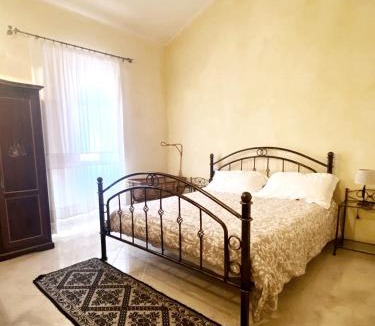 Laconi Bed & Breakfast | - DeAjala B&B de Charme by Le Dimore del Borgo - Antica e affascinante dimora nel cuore di Laconi - Colazione dei Centenari - Degustazioni - Natura Storia Spiritualità e tradizioni della Sardegna interna - Ambienti climatizzati -