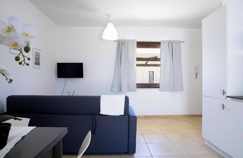Bosa Historic Centre Apartment | Degli Artigiani - Cane Malu
