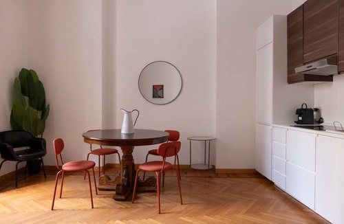Guastalla Apartment | Elegant Apartment in the Heart of Milan – Mirable PM