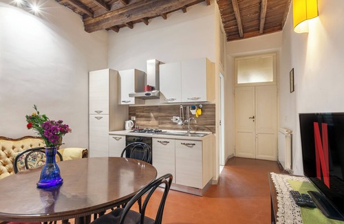 Trastevere Apartment | Elegant Apartment in Trastevere – Historic Center, A/C, Wi-Fi & Netflix