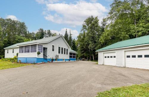 Crystal House | Family-Friendly Home w/Furnish Patio in Crystal!