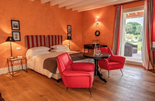Castiglione della Pescaia House | Former Grand Duke's stable with pool in Tuscany
