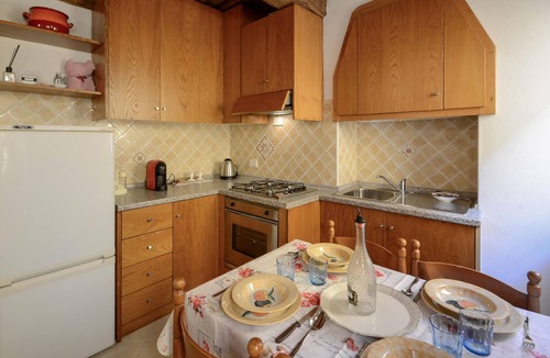 Monterotondo Marittimo Apartment | Gorgeous apartment in Monterotondo Marittimo