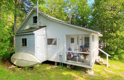 Sandy River House | 🐾Greenvale Cove 7 - Loon's Ruhe - Greenvale Cove on Rangeley Lake, dog friendly